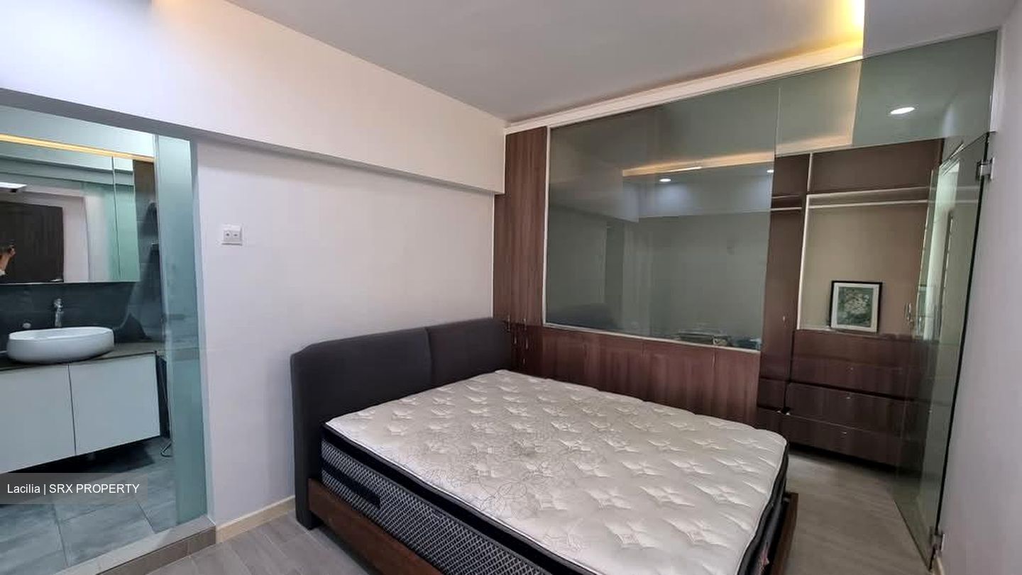 Blk 18 Dover Ville (Queenstown), HDB 4 Rooms #563309011